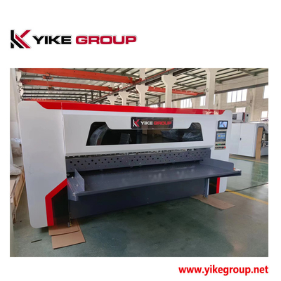 YIKE GROUP की उच्च गुणवत्ता वाली ऑटोमैटिक नालीदार स्लिटर स्कोरर कार्डबोर्ड कटिंग और क्रसिंग मशीन